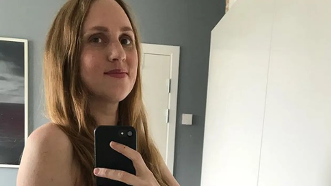 Femeia care a șocat pe toată lumea cu burta ei de gravidă a născut tripleți!