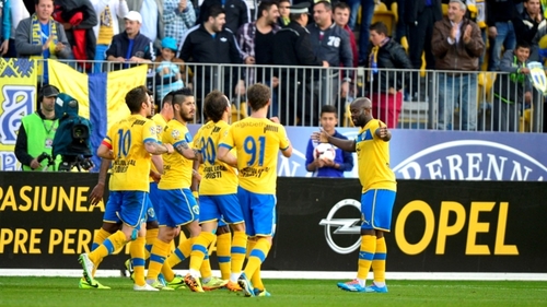 Focar de coronavirus în Liga 2! Cinci fotbaliști de la Petrolul, depistați pozitiv. Ce se întâmplă cu meciurile "lupilor"