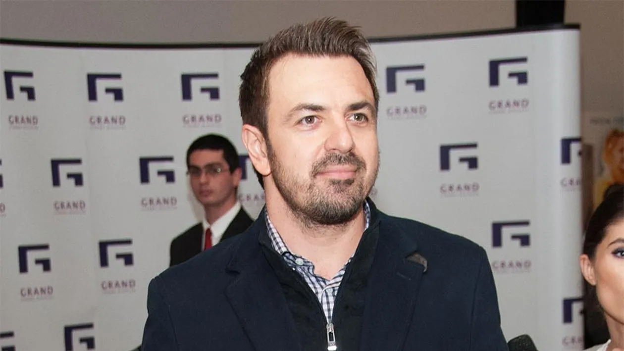 Gestul care te va emoţiona, făcut de Horia Brenciu! Vezi cum a ales artistul să spună la mulţi ani românilor!