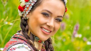 Cum arată Vlăduța Lupău fără pic de machiaj! Artista e de nerecunoscut. FOTO