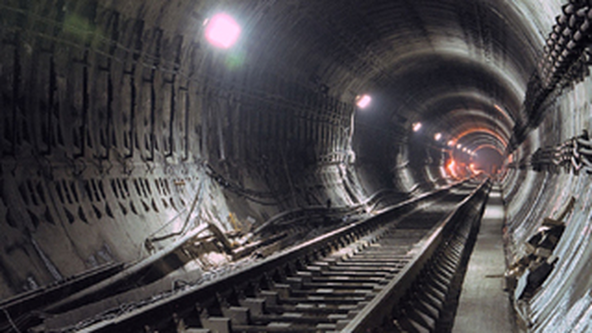 Bucurestiul ar putea avea prima linie privata de metrou! Ministrul Transporturilor negociaza cu chinezii pentru constructie