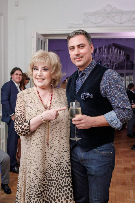 Alexandru Ciucu a împlinit 44 de ani! Ce invitați surpriză a avut și ce artistă celebră a întreținut atmosfera