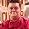 Cum arată Florinel de la Chefi la cuțite după ce a slăbit 48 de kilograme. Nu-l mai recunoști pe stradă!