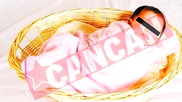 Bebelus abandonat in scara blocului