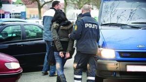 Femeie de 39 de ani din Cluj, reținută pentru că ar fi întreținut relații sexuale cu un copil de 12 ani