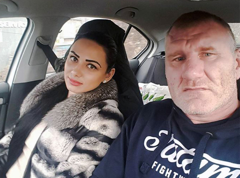 Alina şi Tolea Ciumac au fost naşi la căsătoria dintre Raymond şi Tina