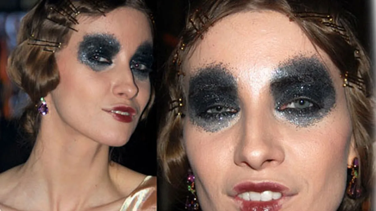 Iulia Albu continua sa socheze! Uite cum s-a machiat pentru o petrecere mondena