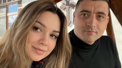 Prima imagine cu băiețelul lui George Simion. Soția liderului AUR a născut în urmă cu 6 zile: ”Te vom ține mereu de mână!”