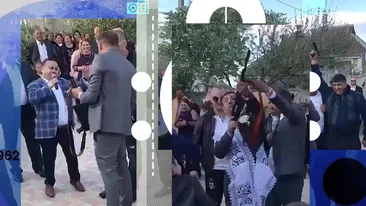 Au tras cu mitraliera și pistolul la petrecere. Adi Minune a cântat printr-o ploaie de gloanțe: ”Ține țeava-n sus!”