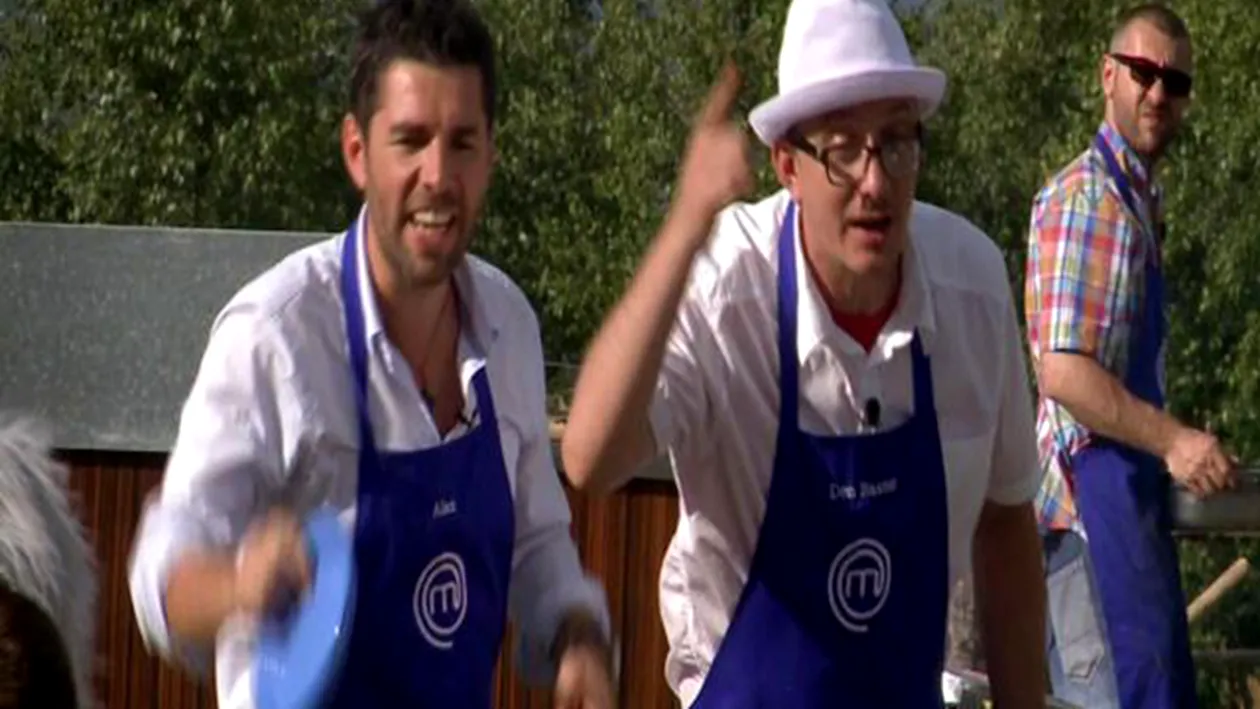 Scandal de proportii la Masterchef! Pacha Man, la un pas sa il linseze pe Ioan Isaiu: Batranul ala cu ochelari incepe sa...