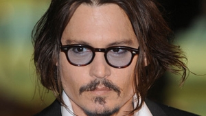 Frumusetea bate barbatia! VEZI AICI de ce femeile il prefera pe Johnny Depp, nu pe Sean Connery!
