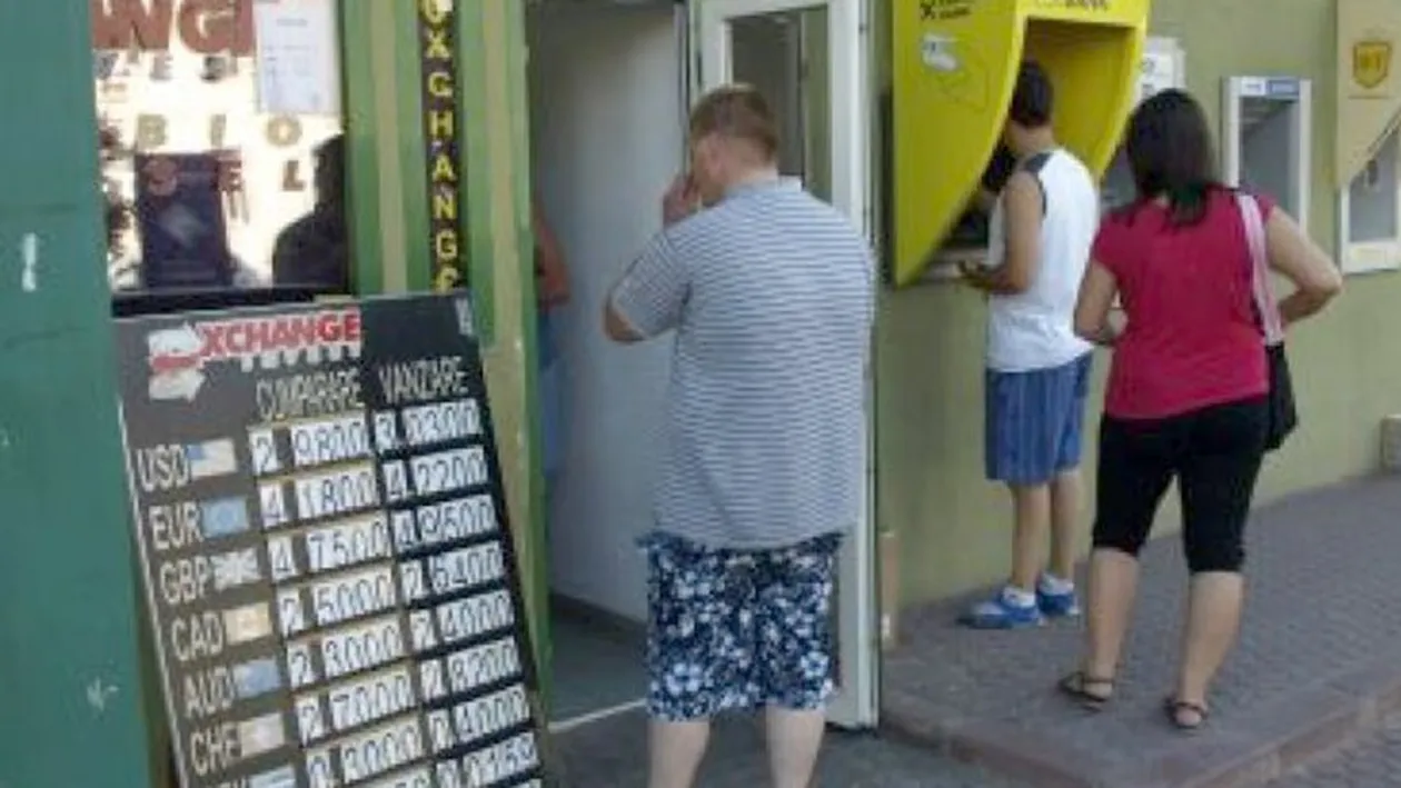 Curs valutar 13 august 2019. Marți 13 cu noroc. Câți lei costă azi 1 euro