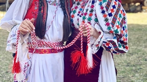 O vedetă de la noi mai are puțin și naște, deși medicii i-au spus că nu poate avea copii. A dezvăluit numele bebelușului