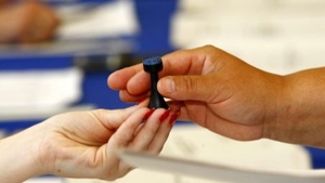 14 localităţi din Buzău nu au curent electric, dar secţiile de votare funcţionează!