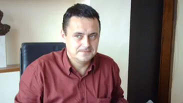 Primarul Ploiestiului, Andrei Volosevici, vrea o dezbatere publica pentru soarta cainilor comunitari! Impreuna putem lua o decizie, in cunostinta de cauza si din punct de vedere financiar