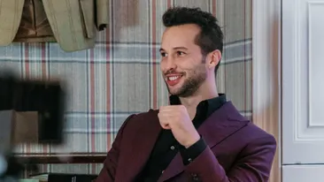 Tristan Tate, petrecere cu alcool și manele, la doar câteva ore după ce a fost audiat