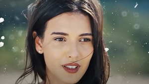 FOTO / Cine este protagonista serialului turcesc Capcana Iubirii. Lucruri neștiute despre frumoasa actriță