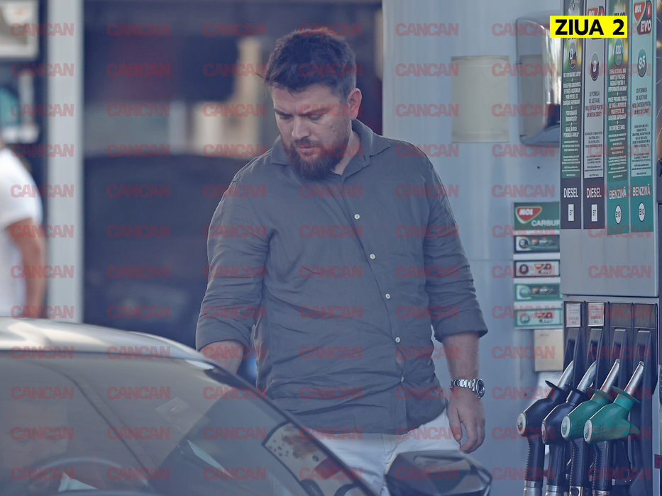 Se întâlnește cu un amic la benzinărie