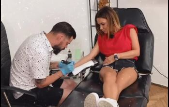 Andreea Antonescu are un nou tatuaj! Povestea emoționantă a numărului 57 de pe antebraț