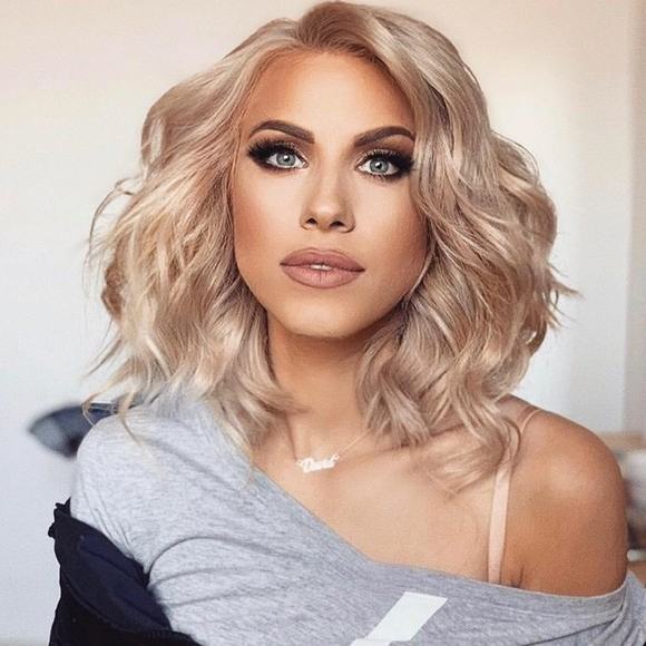 Amna a trecut peste divorț: ”Sunt bine acum pentru că eu…”