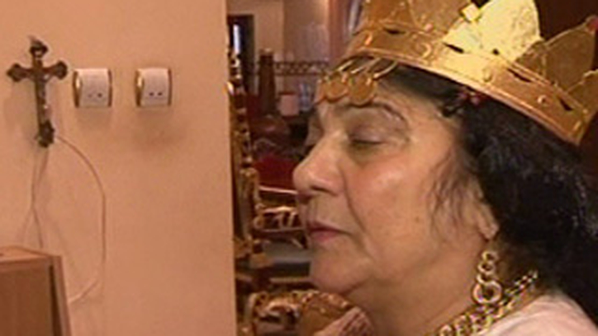 Vrajitoarea Maria Campina a dat cartile pe fata! Uite ce vedete au folosit ajutorul magiei pentru a-si rezolva problemele!