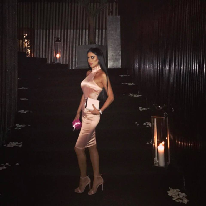 Daniela Crudu vrea cu orice preţ un iubit! Vedeta a distrus o rochie de mireasă de mii de euro:,,Vreau să sparg ghinionul‘’