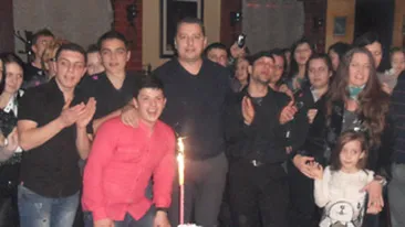 Petrecere de DRAGOBETE, oferita DIN SUFLET, PENTRU SUFLET de Stefan Florescu tinerilor din Sectorul 6