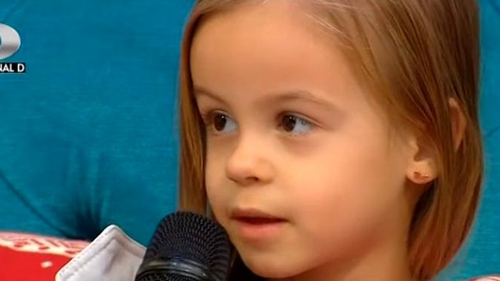 Fiica Andei Adam a spus tot! ”Unde o pupă tati pe mami?” Răspunsul fetiței i-a lăsat fără cuvinte