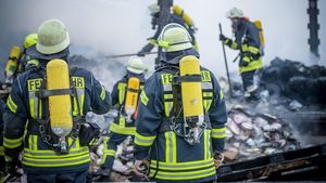 BREAKING | Ovidiu, un român de 36 de ani, se zbate între viață și moarte în urma unei explozii: ”L-am scos pe targă, nu era conștient”