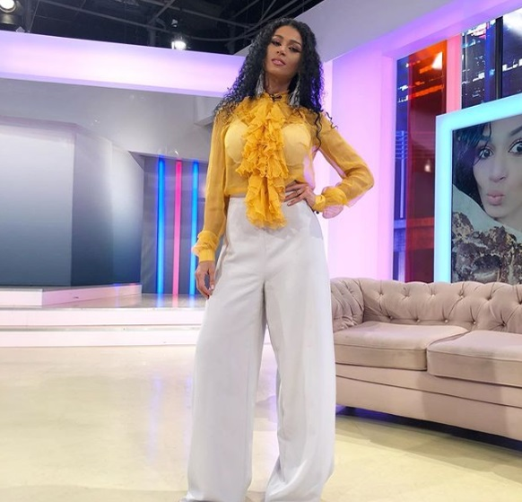 Cum a reușit o celebră prezentatoare din Antene să slăbească. La 19 ani avea 90 de kilograme, acum e bombă sexy!
