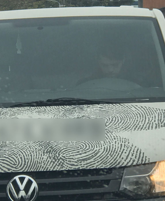 Marius Elisei lucrează acum în Bucureşti, pe post de şofer, pentru o florărie