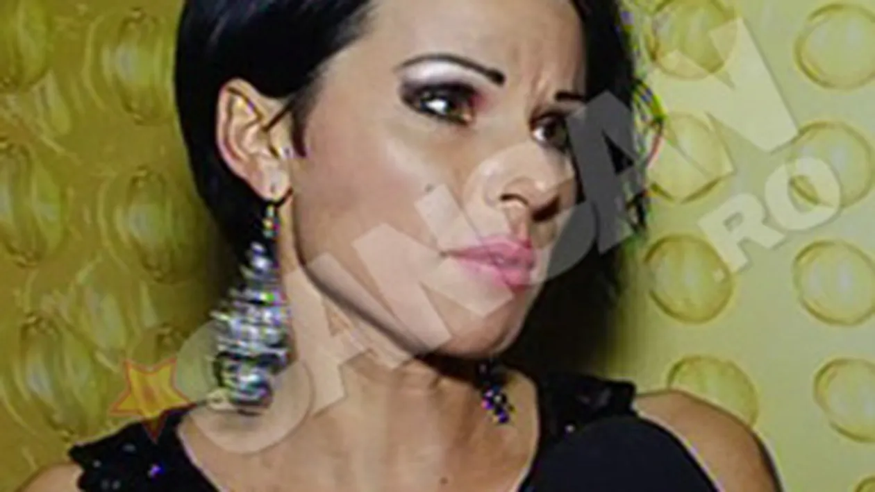 Roxana Marinescu socheaza: “Daca nu as fi maritata, as avea o relatie cu o femeie”