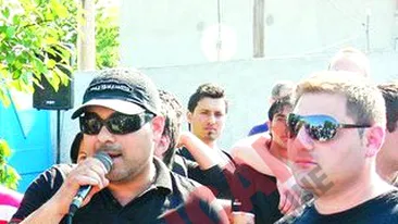 Duse la groapa cu lautari