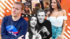 Star-vlogerul de la iUmor recunoaște în sfârșit relația cu sexy-asistenta de la PRO TV: ”Mă înțeleg bine și cu soacra!”