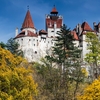 Un turist britanic a venit în România și a rămas surprins de prețuri! Ce impresie i-au lăsat Bucureștiul și Castelul Peleș