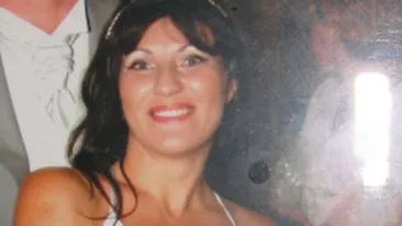 VIDEO in PREMIERA cu Elodia in timp ce vorbea si mergea fericita in vacanta!