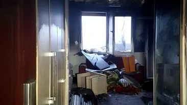Știrea care a îngrozit România! S-a aruncat pe geamul apartamentului în care locuia