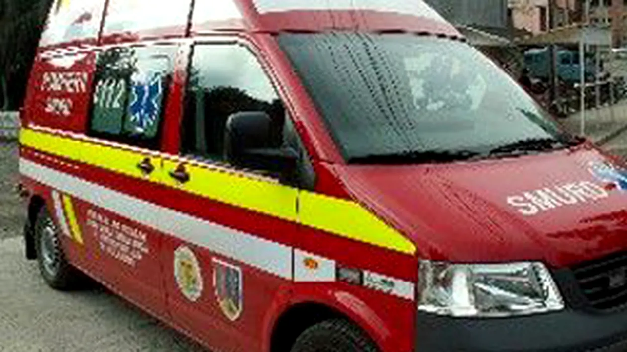 Elev in varsta de 12 ani dus cu ambulanta la spital dupa ce a fost batut de un profesor