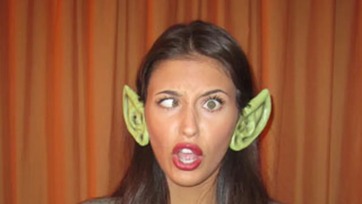 Antonia se pregateste de sarbatori! Uite ce fata de spiridus si-a luat!