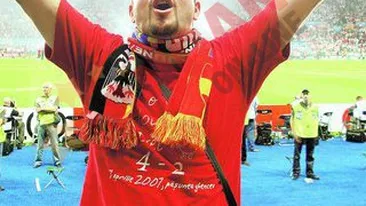 Liderul galeriei dinamoviste, inconstient total: Cel batut la fast-food a primit ce a meritat! Era un spion