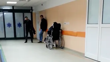 La doua zile dupa ce Sorinel Pustiu s-a operat, doi dintre membrii formatiei sale au ajuns la spital