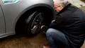 Cod Rutier 2026: Este legal să circuli vara cu anvelope de iarnă, la peste 30 de grade Celsius?
