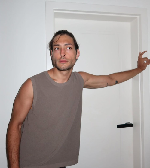 Toto Dumitrescu, fiul lui Ilie Dumitrescu. sursă foto: Instagram