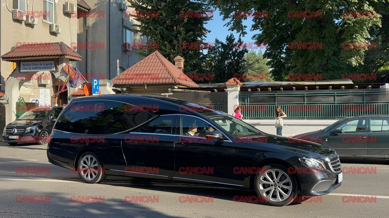 Cortegiul funerar al lui Ion Iliescu a pornit. Trupul fostului președinte al României a fost depus la Palatul Cotroceni