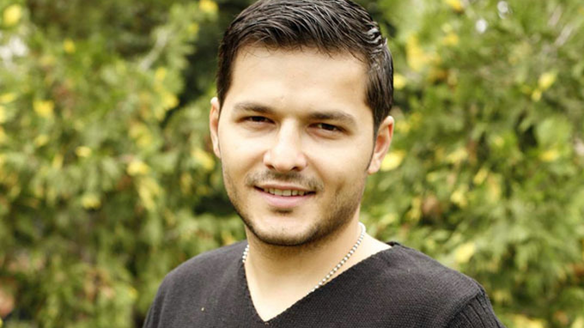 LIVIU VÂRCIU şi-a şocat fanii! Cum arată ca... femeie!
