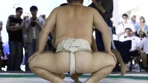 Mafia pariurilor este implicata in trucarea meciurilor de Sumo