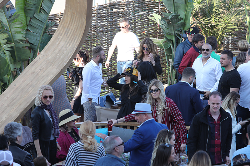 Nuba Beach Club, cel mai select local de pe litoral, unde se distrează toată lumea bună