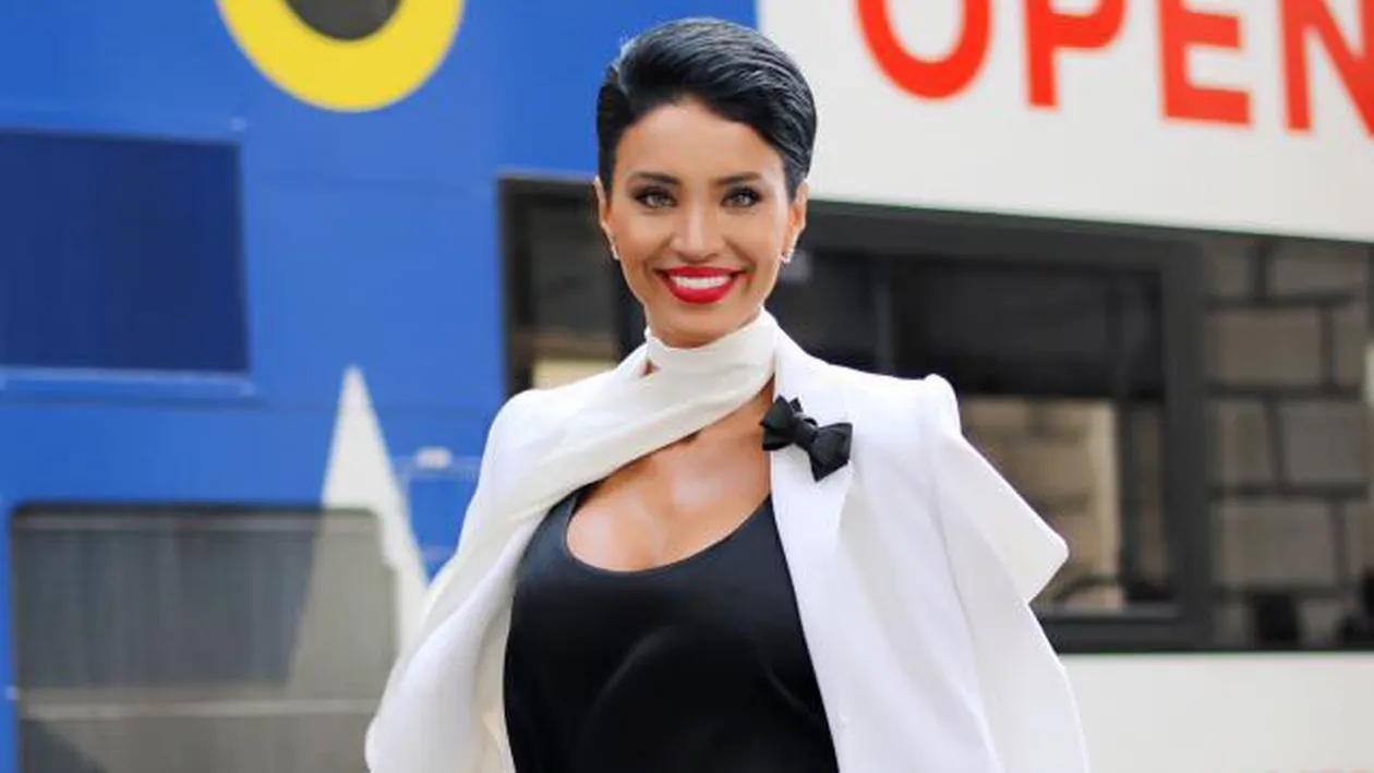 ADELINA PESTRIŢU, declarată cea mai sexy vedetă feminină!  Cum a reacţionat vedeta:,, N-am cuvinte…’’