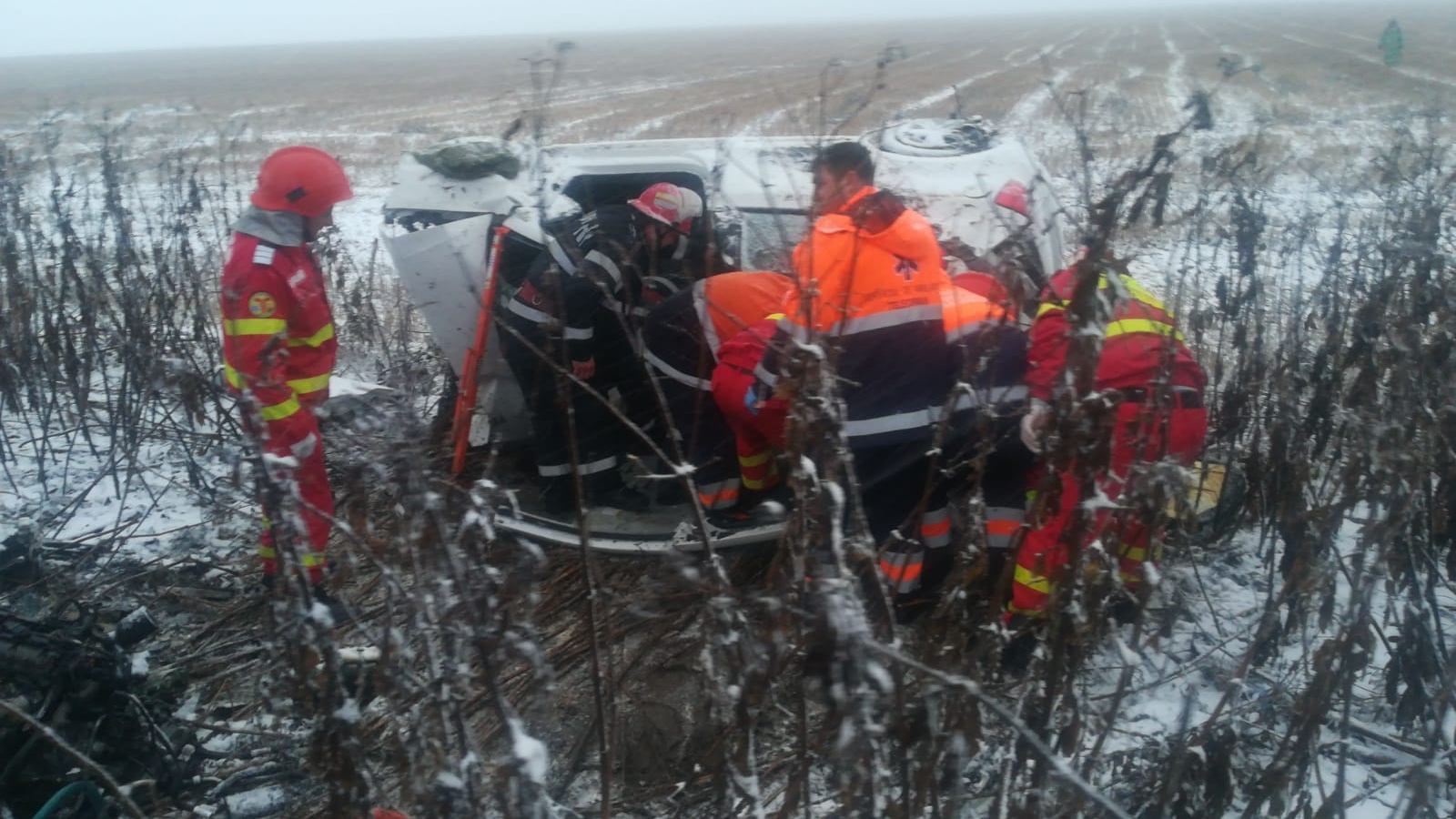 Accident mortal în Teleorman! Două persoane au rămas încarcerate