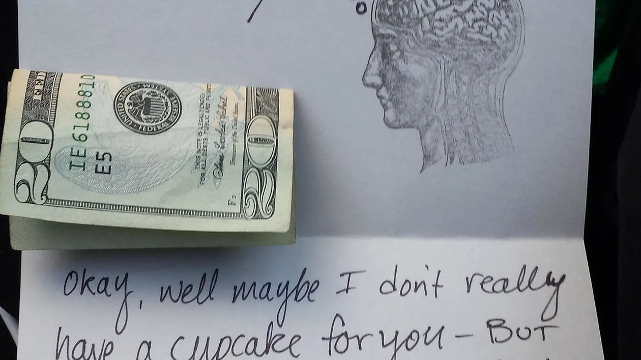 Au uitat sa ii lase bacsis asa ca au facut ASTA! Ce i-au trimis intr-un plic baiatului care le-a livrat pizza cu o seara in urma